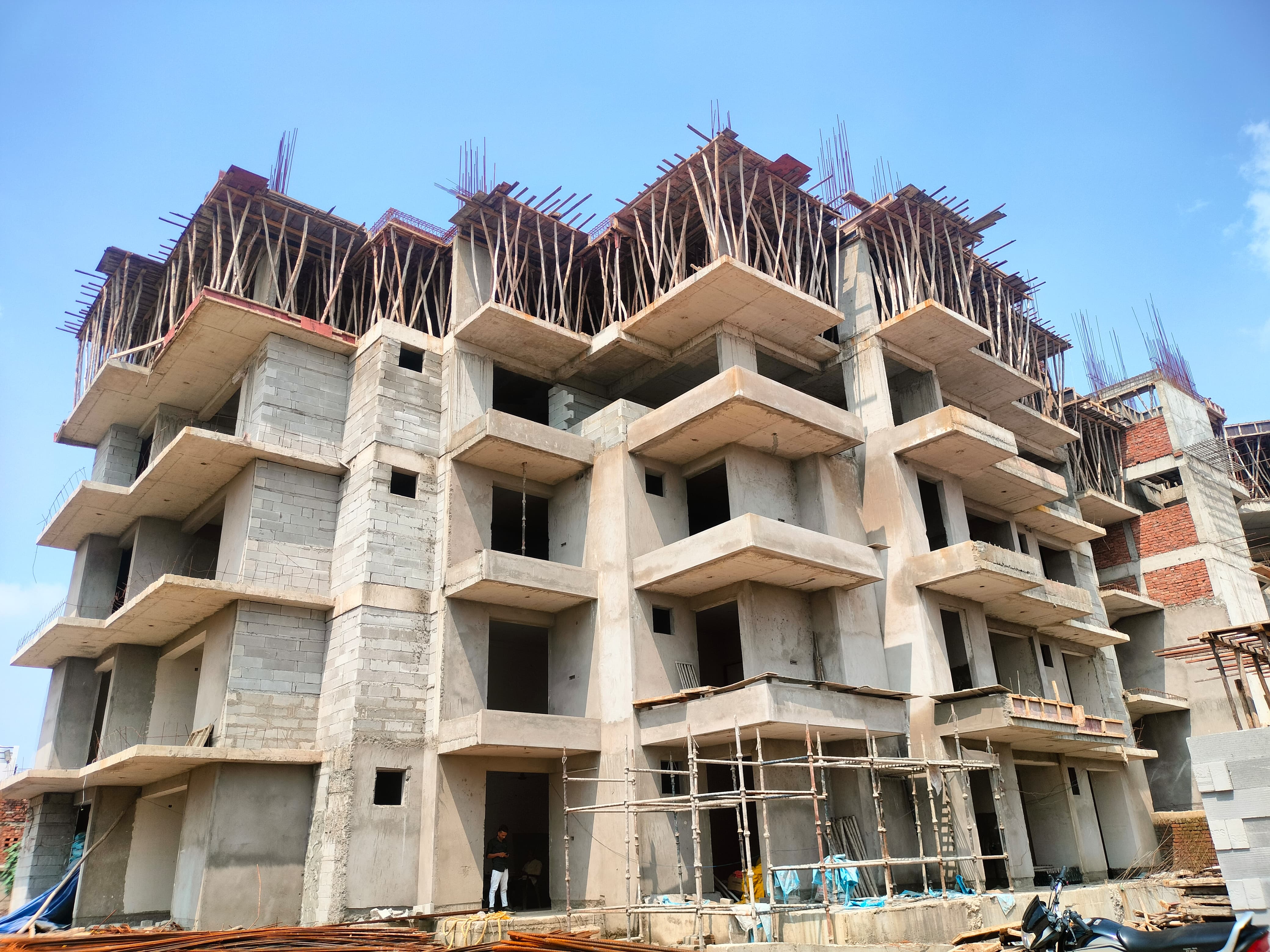 MAHALAKSHMI APARTMENTS